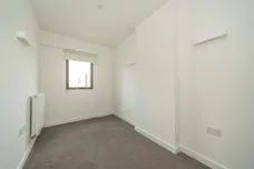 North Acton W3 photo 3