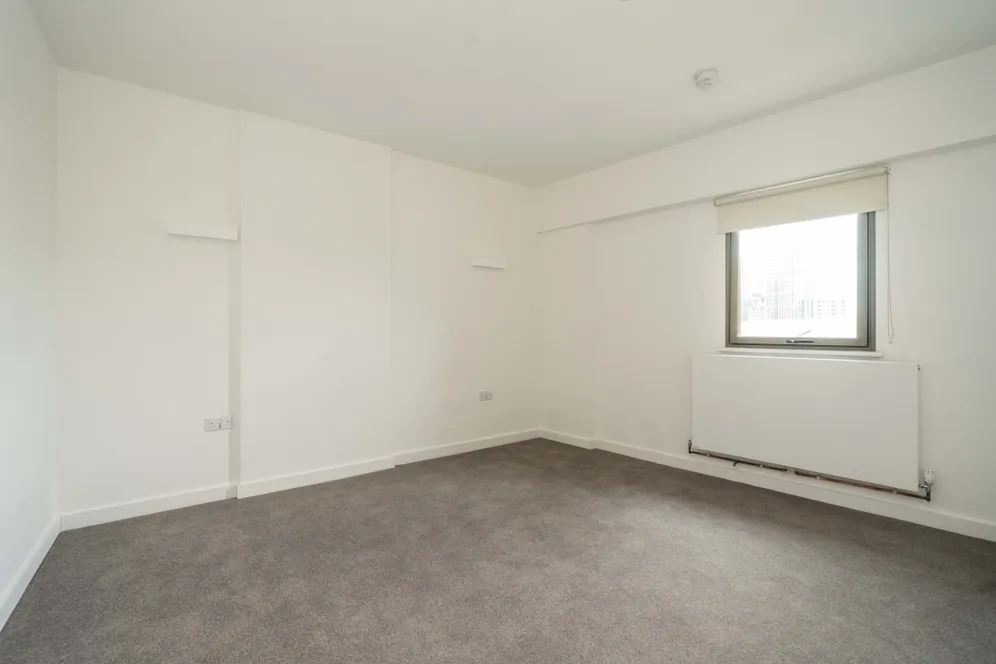 North Acton W3 photo 5