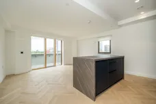 North Acton W3 photo 16