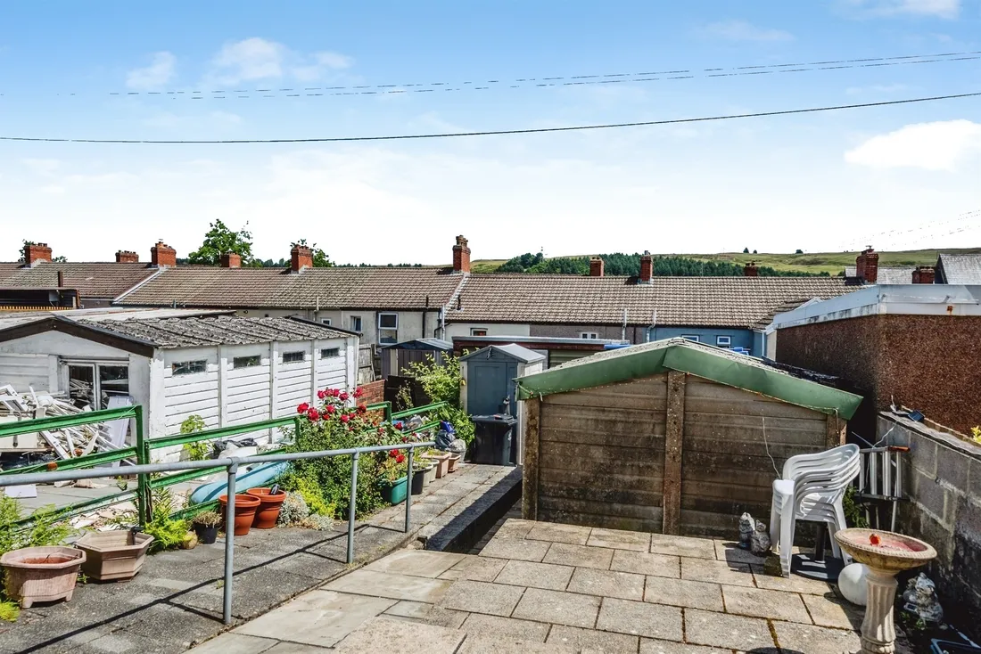 Property photo 8