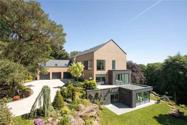 Kings Drive, Caldy, CH48 photo 1