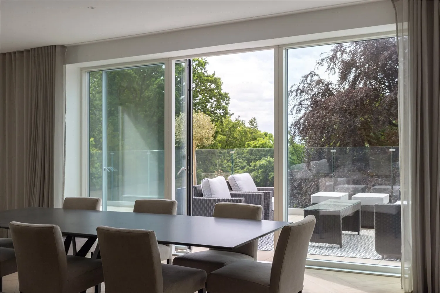Kings Drive, Caldy, CH48 photo 6