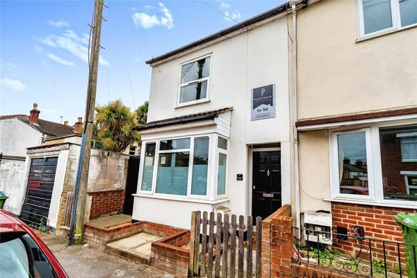 Cedar Road, Inner Avenue, Southampton...