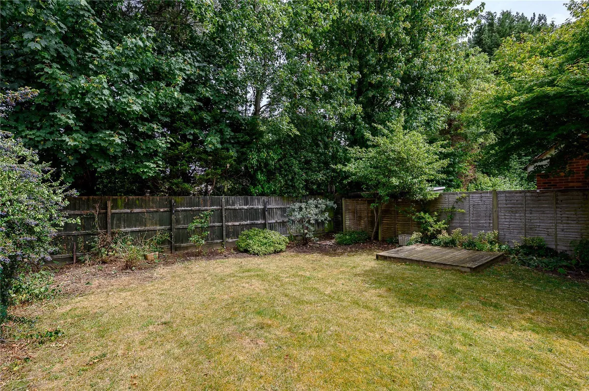 Osprey Close, Collingham, LS22