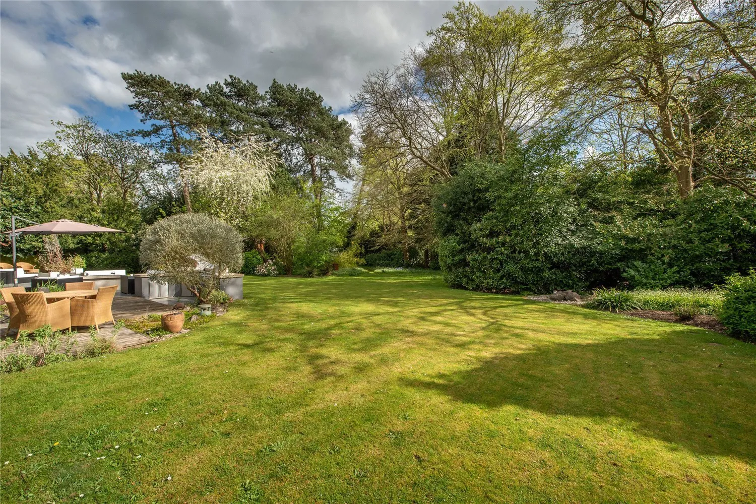 Old Road, Buckland, RH3 photo 5