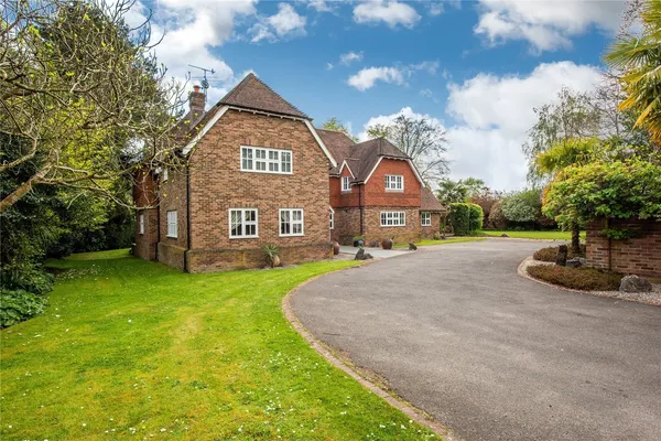 Old Road, Buckland, RH3 photo 30