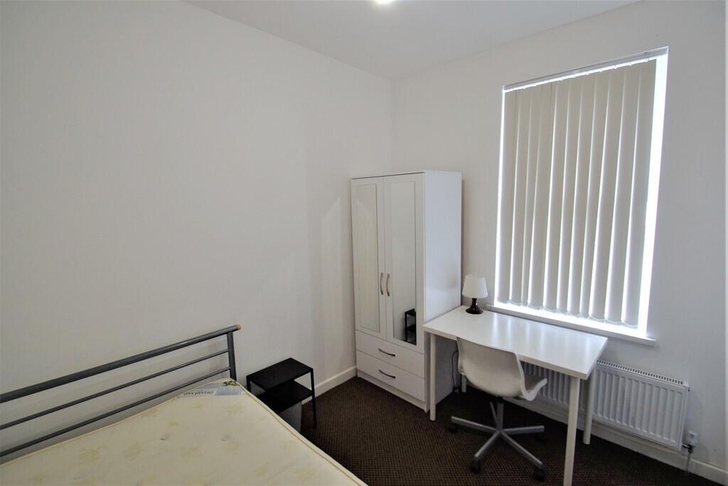 Monks Road, CV1 2BY Image 10
