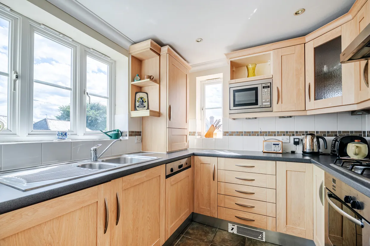 London Road, Marlborough, SN8 photo 6
