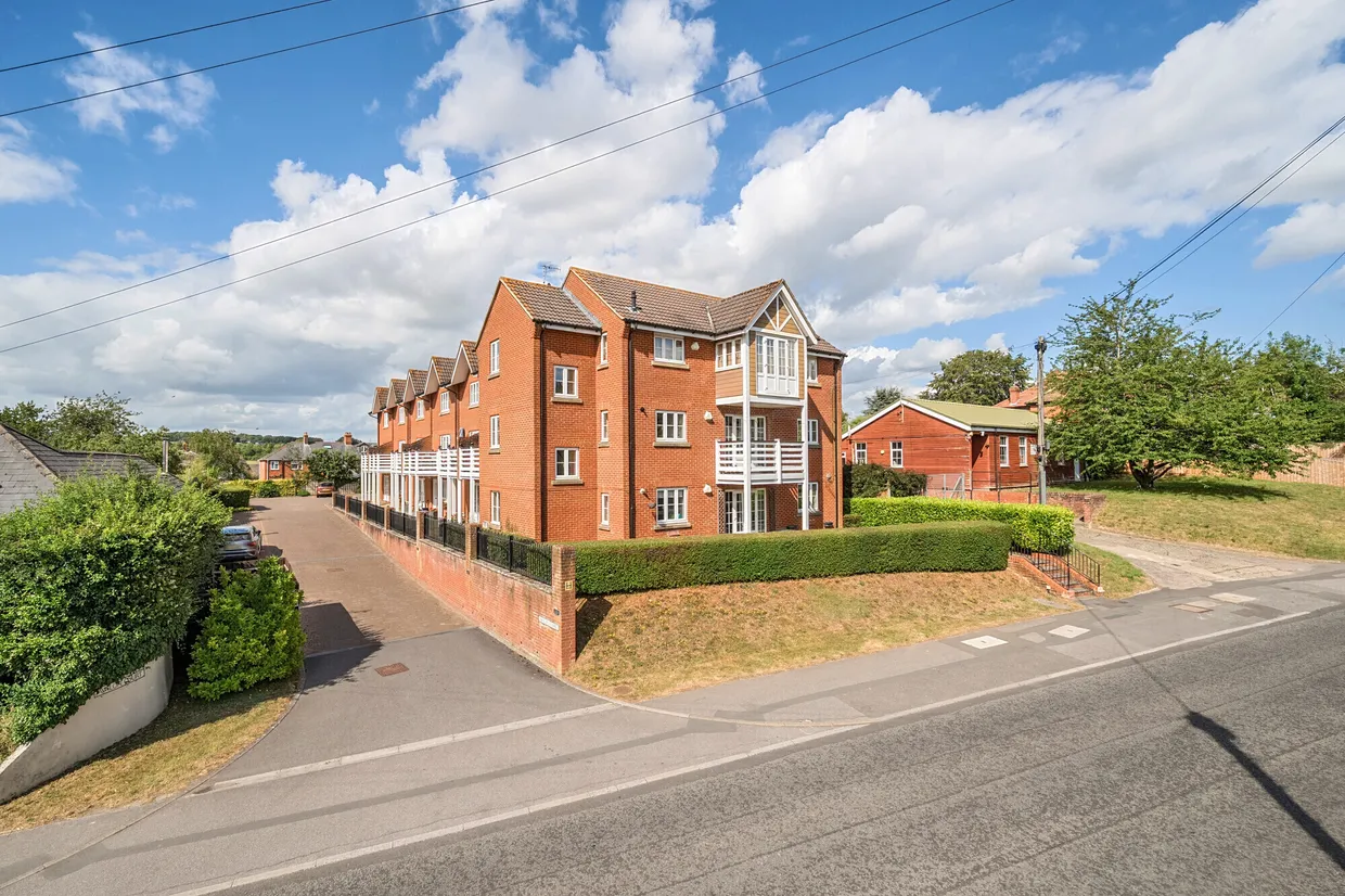 London Road, Marlborough, SN8 photo 9
