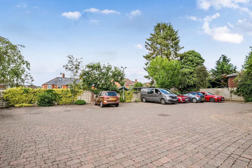 London Road, Marlborough, SN8 photo 11