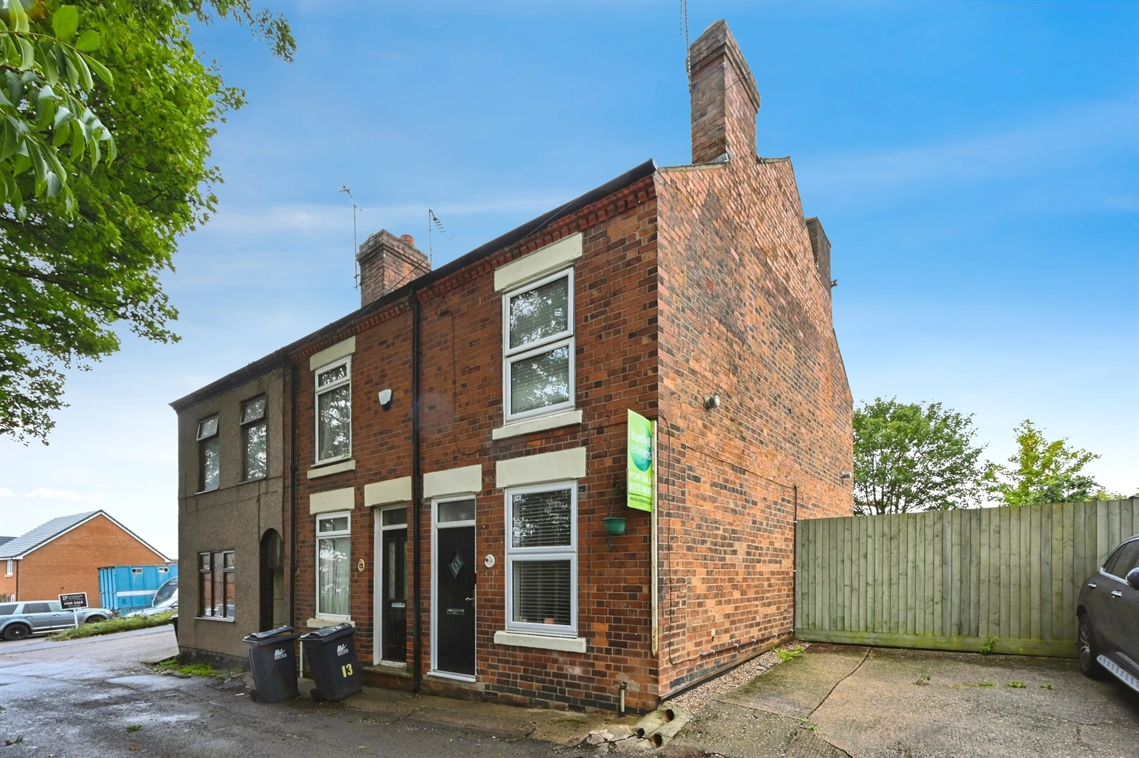 Property photo 0