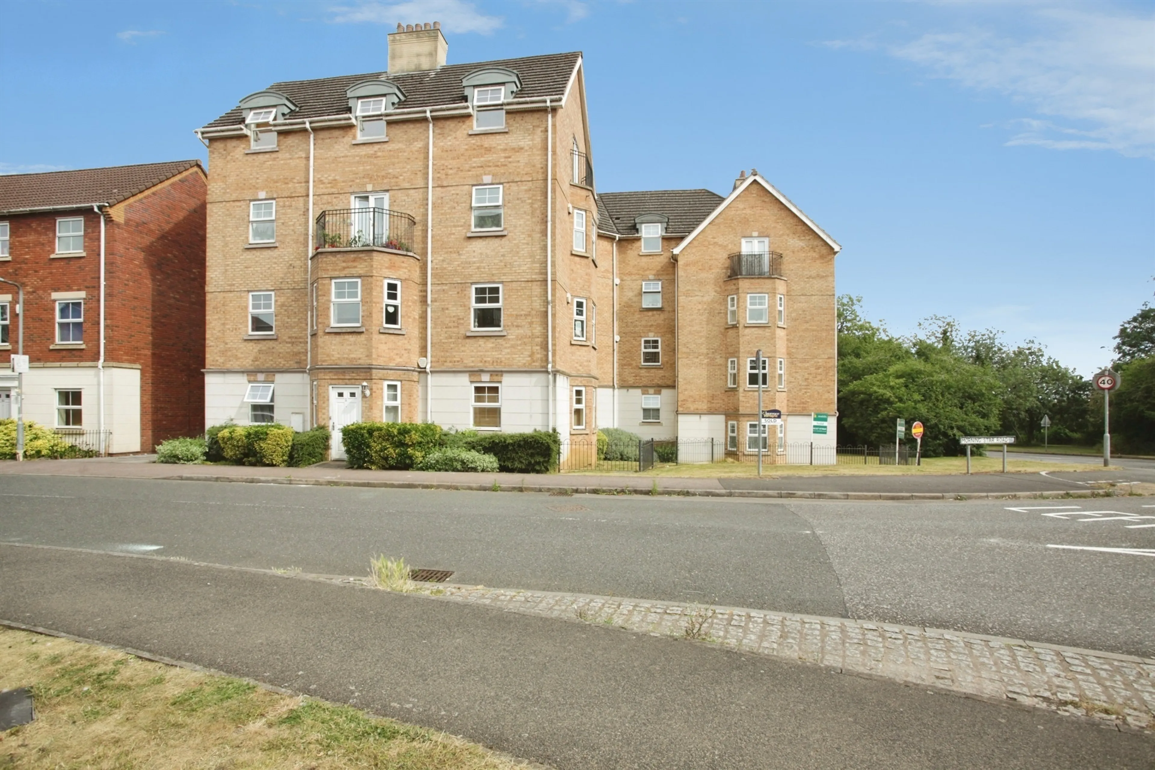 Property photo 0