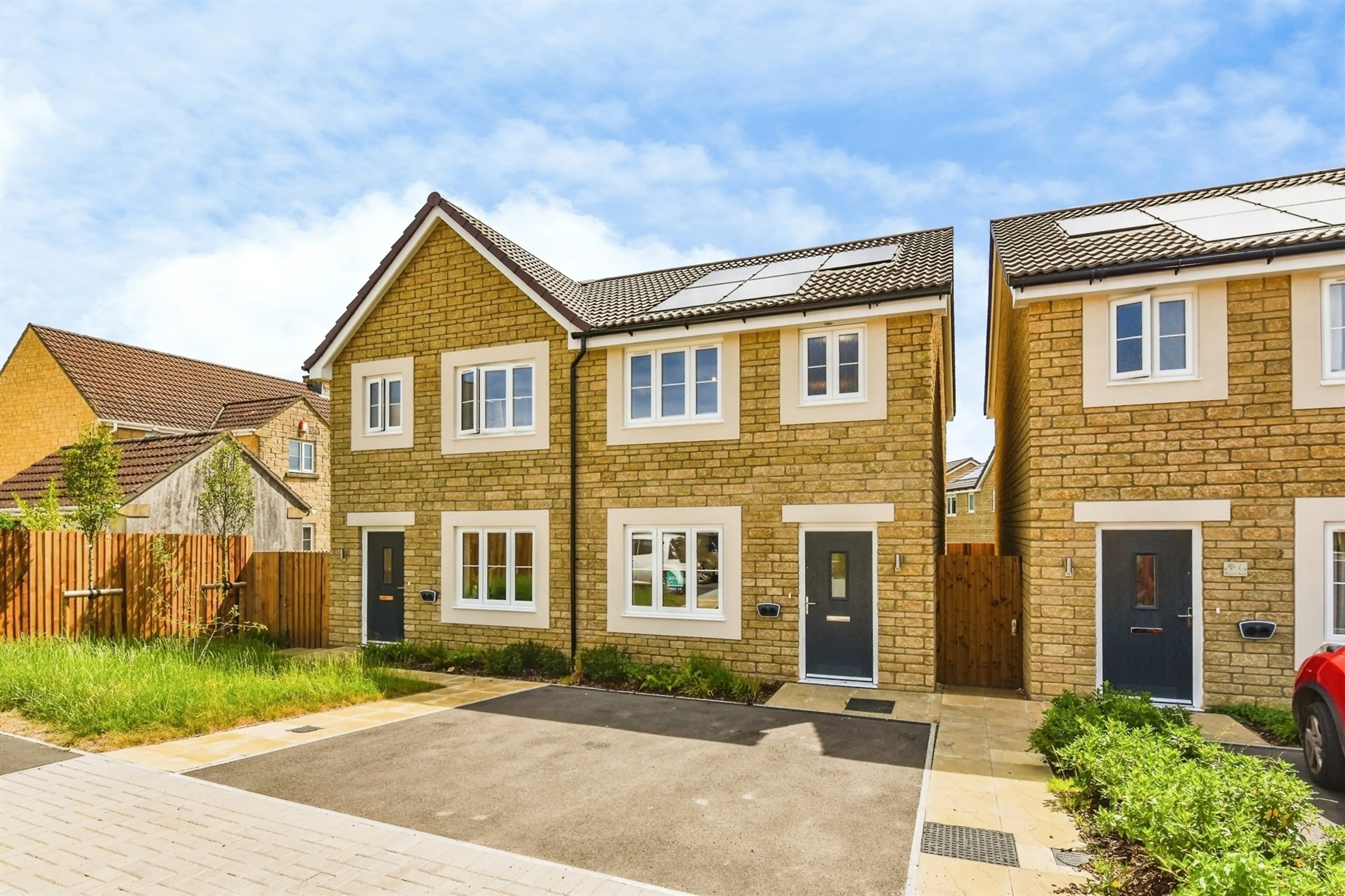 Property photo 0