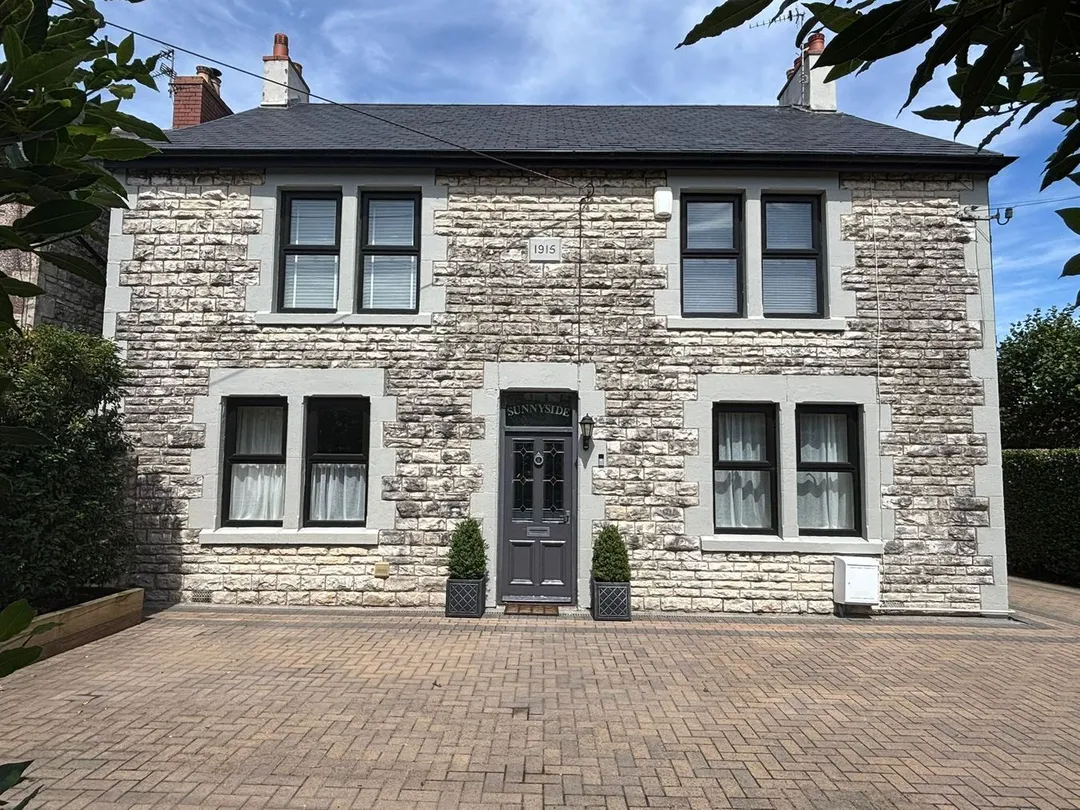 https://mr0.homeflow-assets.co.uk/files/photo/image/47765/4662/_x_/58107006.jpg