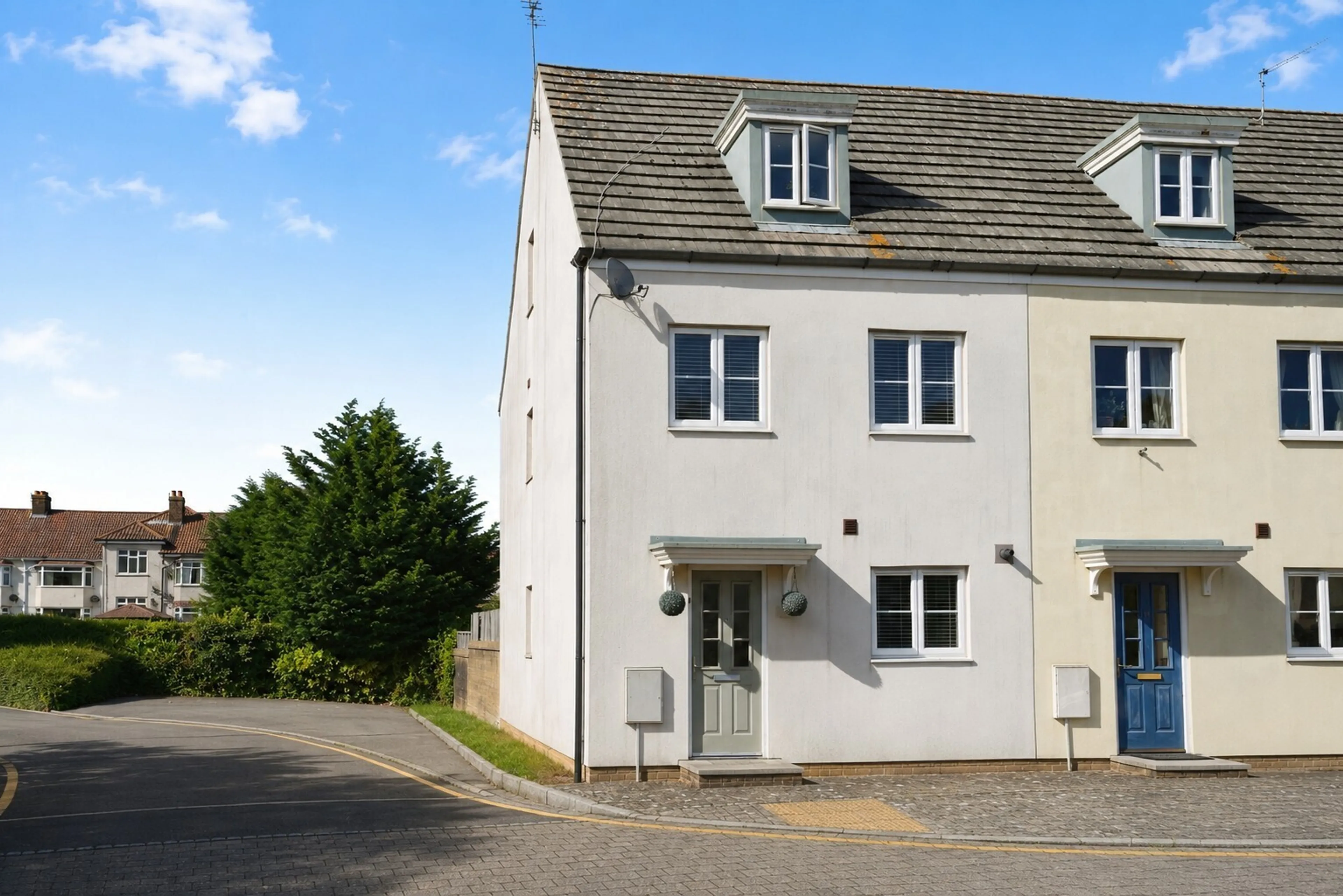 Property photo 0