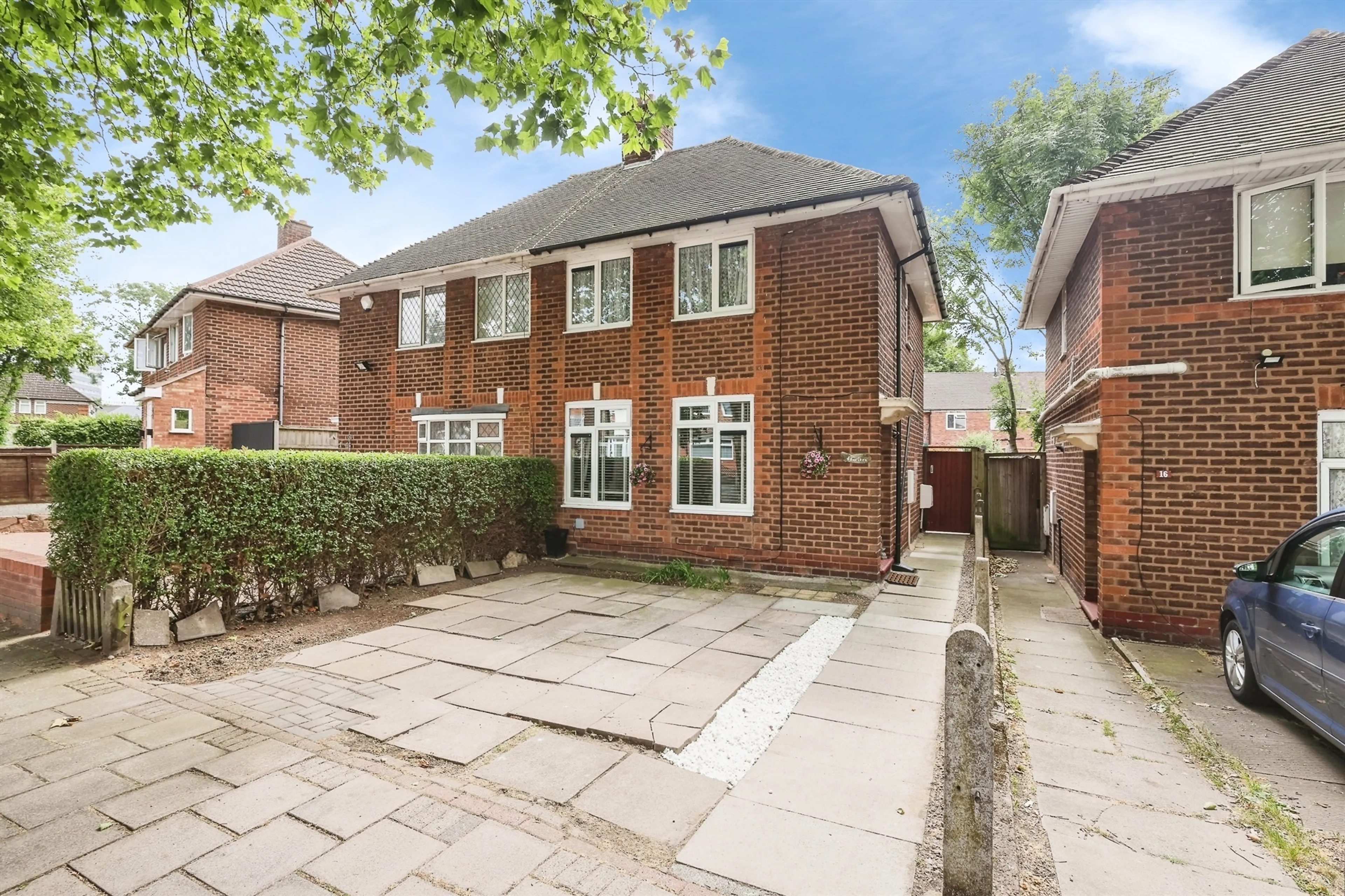 Property photo 0