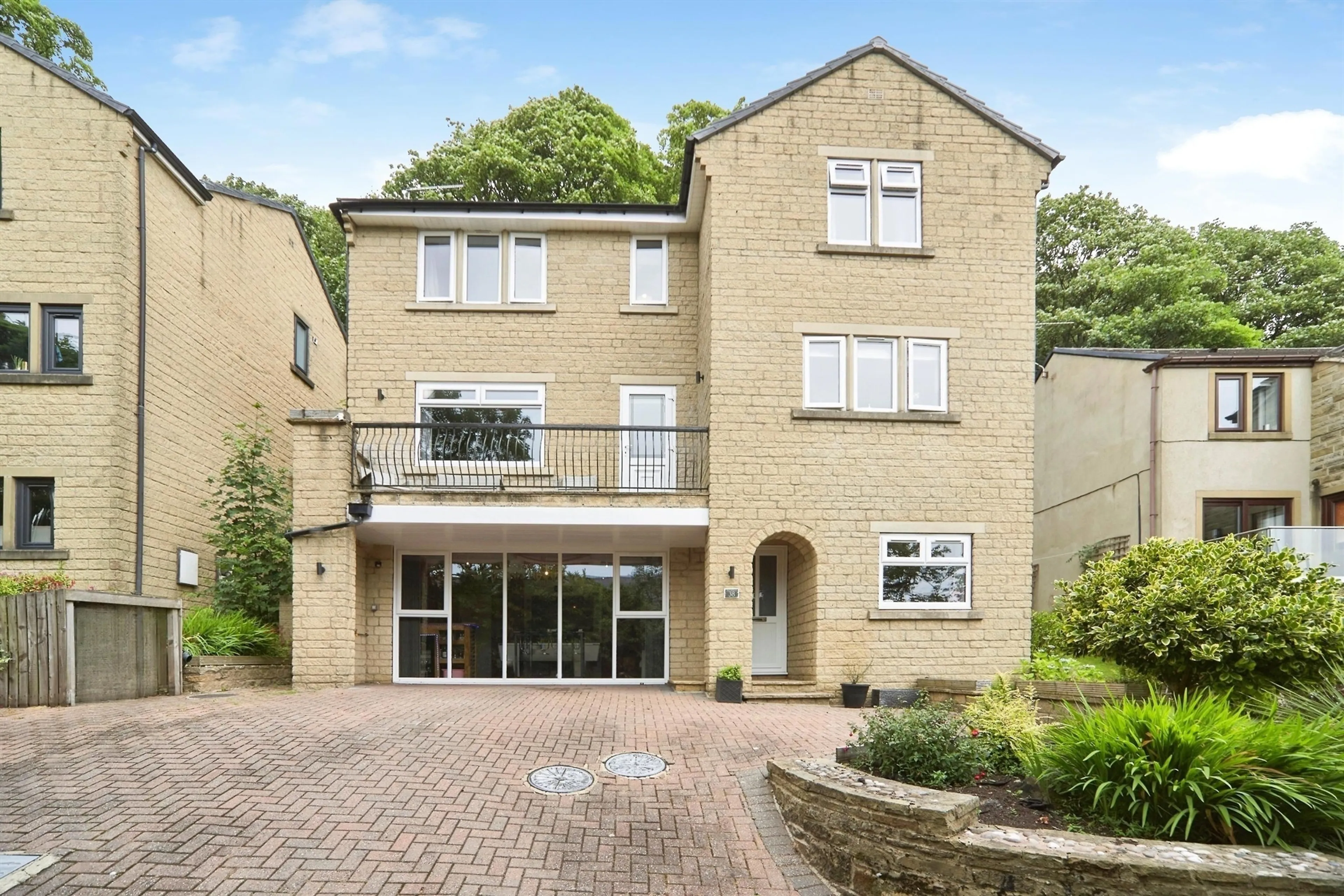 Property at Moorbottom Lane, Bingley
