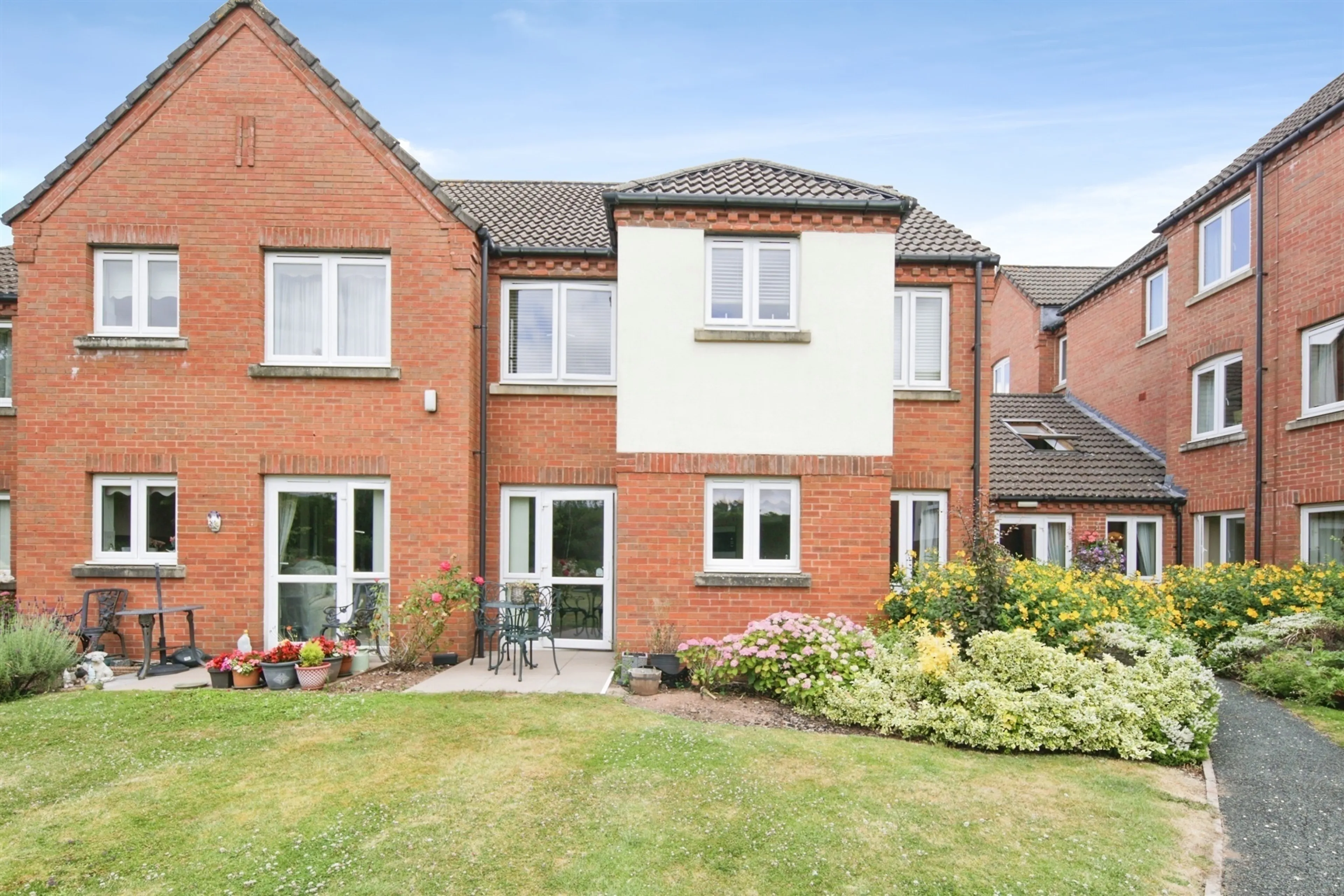 Property photo 0