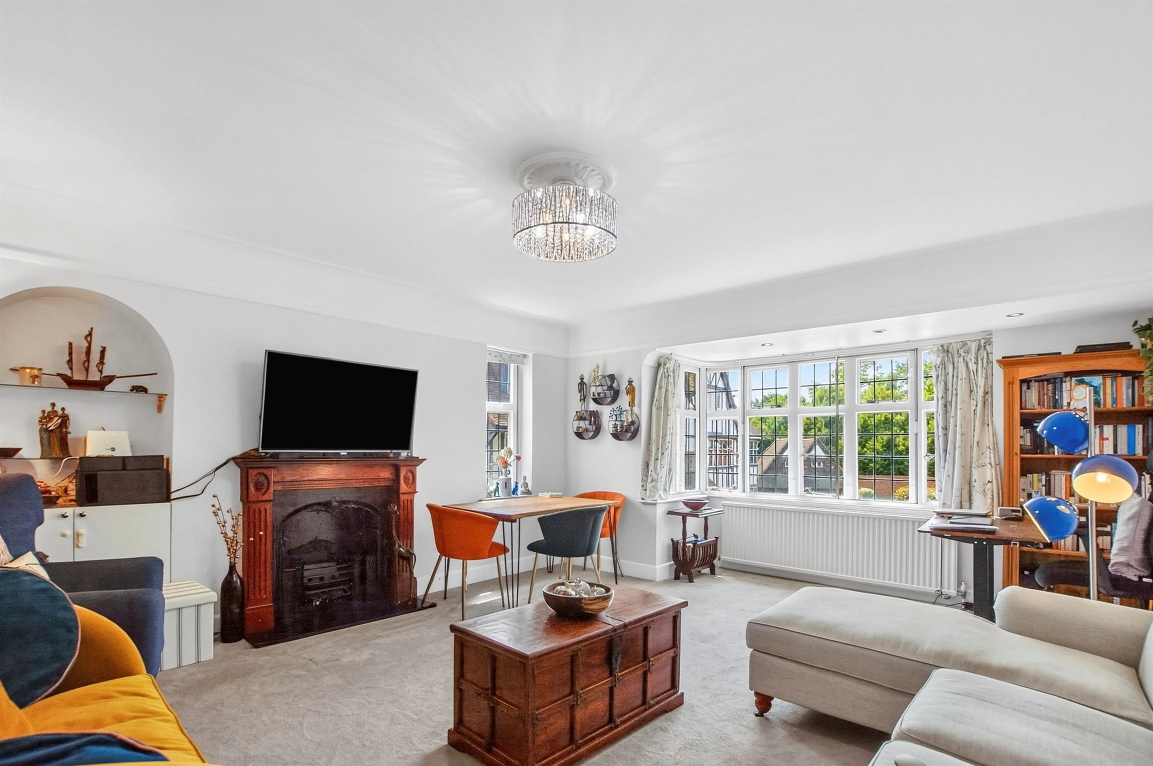 Property at Queens Drive, London