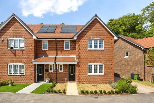 Andrews Way, Alton, Hampshire, GU34