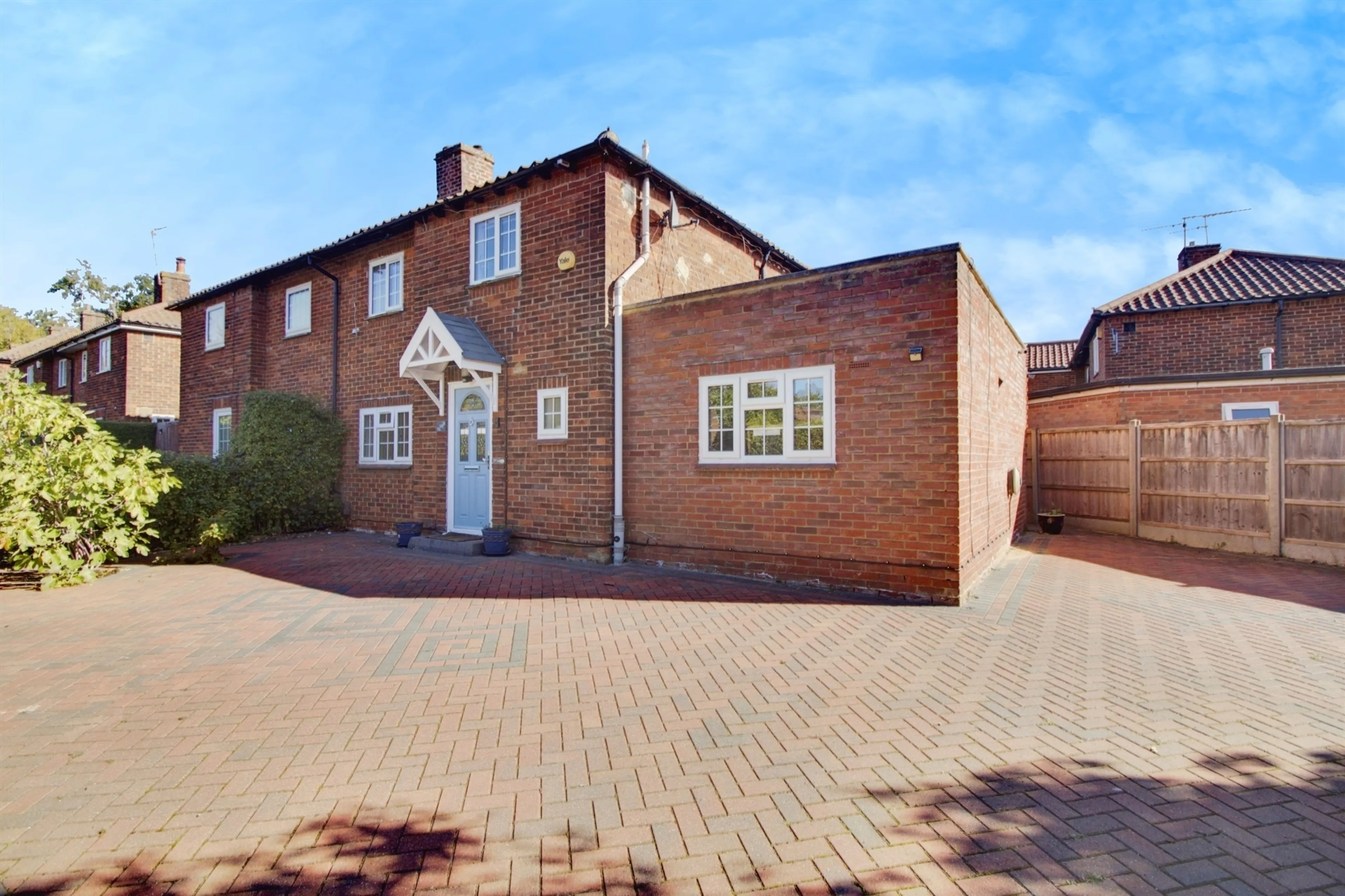 Property at Ludwick Way, Welwyn Garden City