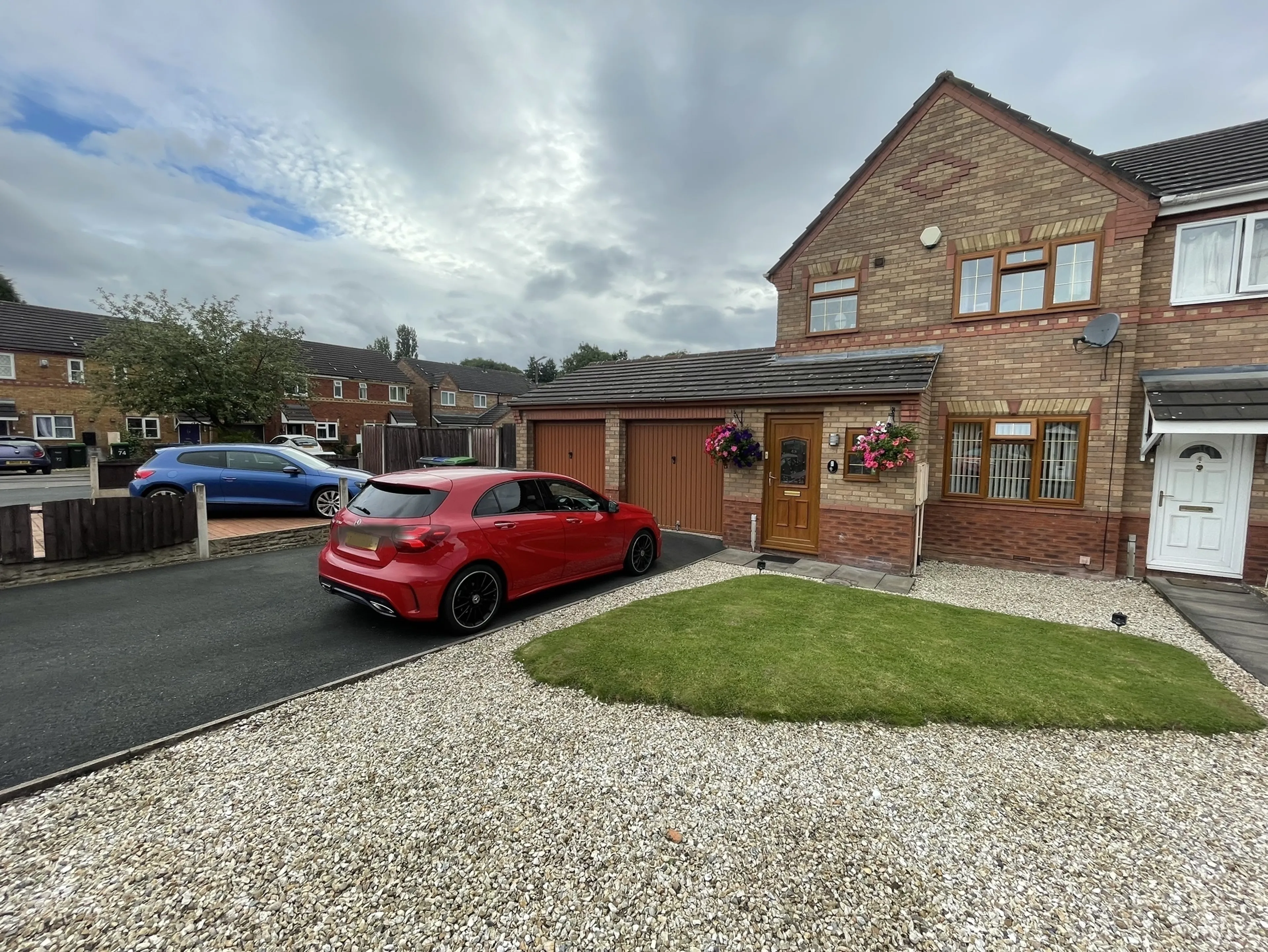 Property photo 0