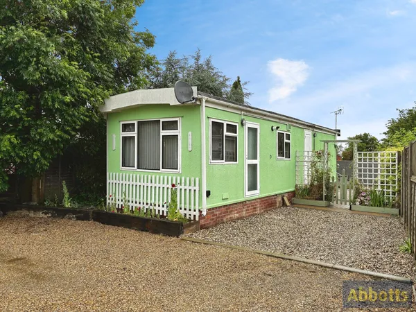 Barretts Lane, Needham Market, IP6 8SJ