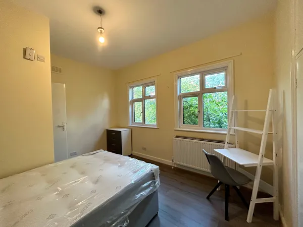 Woodberry Grove, Finsbury Park N4