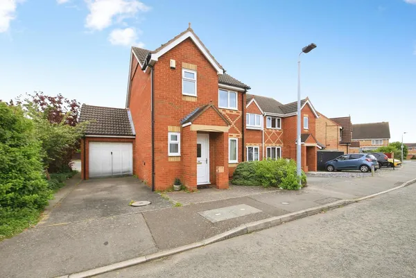 Portchester Close, Peterborough, Camb...