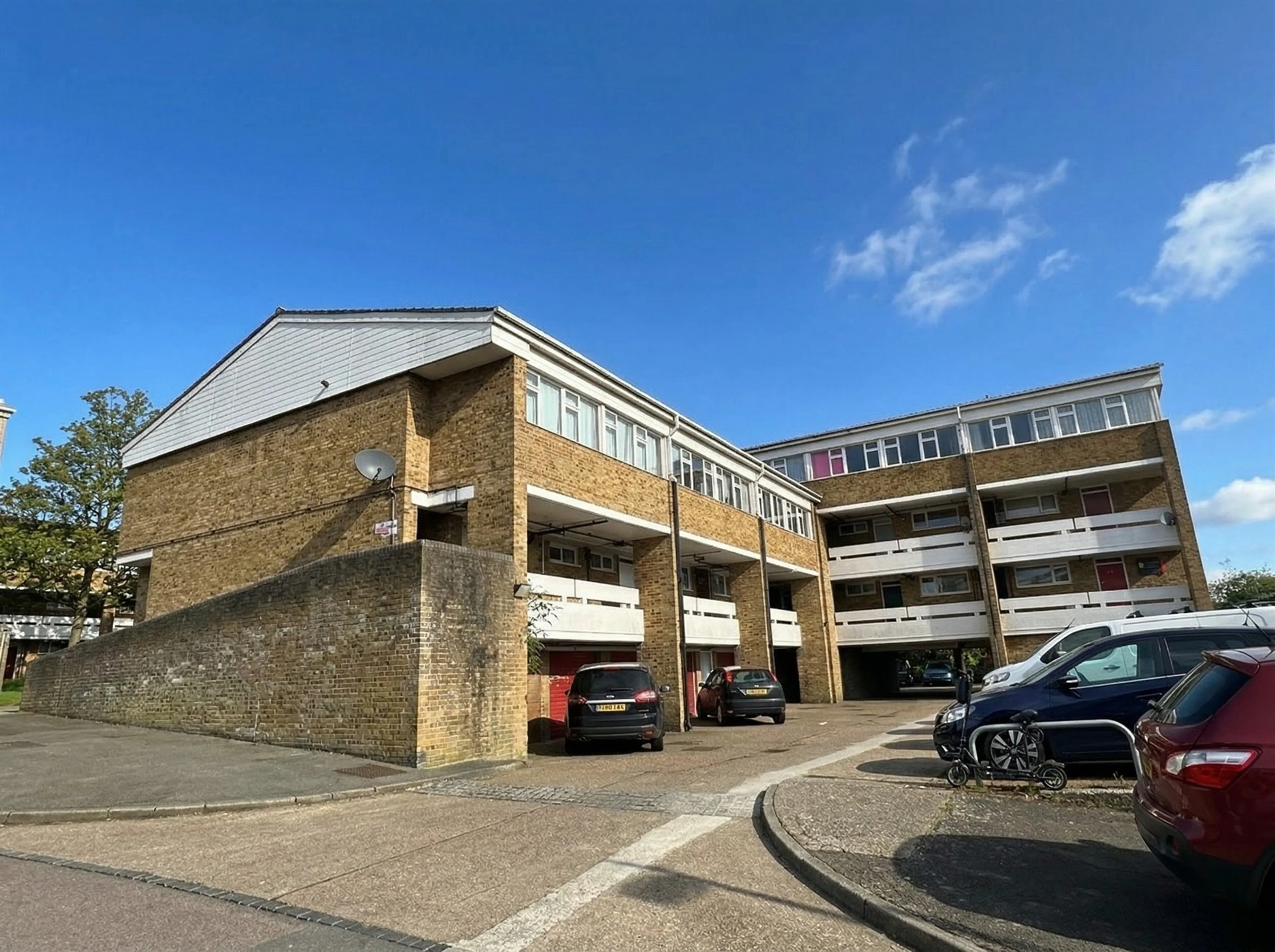 Property at Brockles Mead, Harlow
