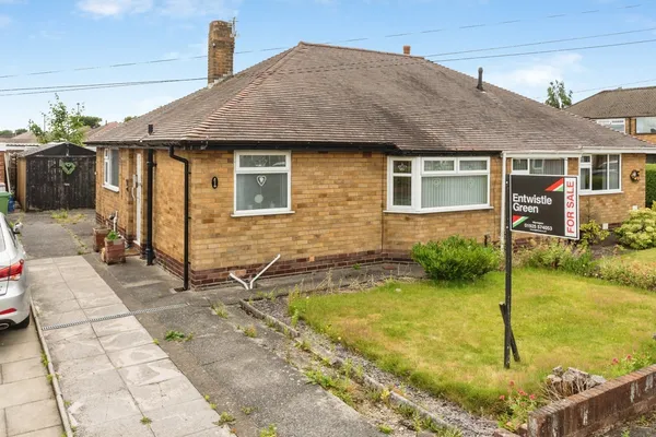Pine Grove, Paddington, Warrington, C...