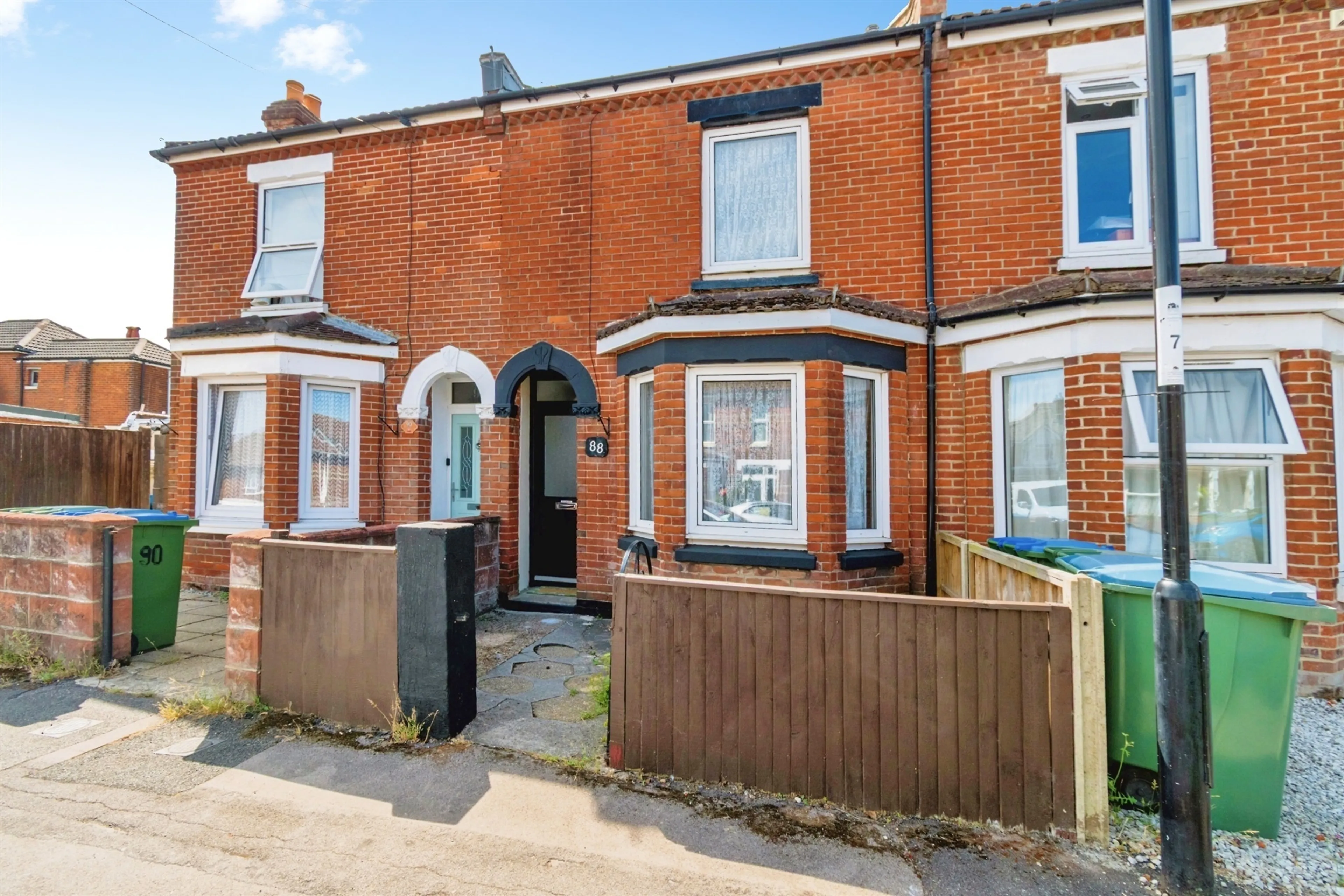 Property photo 0