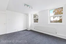 Portsmouth Road, THAMES DITTON