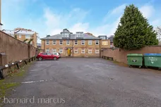 Portsmouth Road, THAMES DITTON