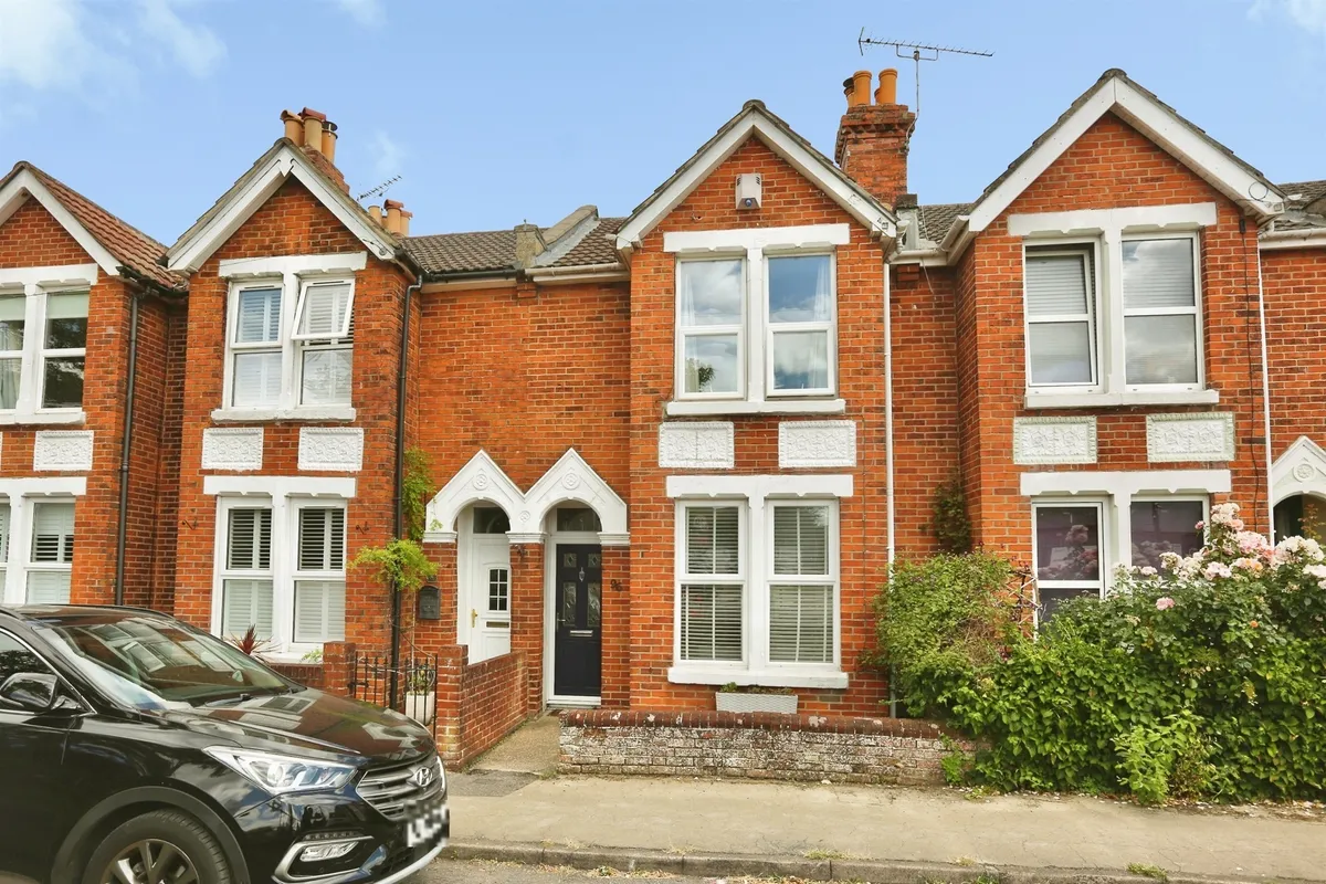 Dutton Lane, EASTLEIGH