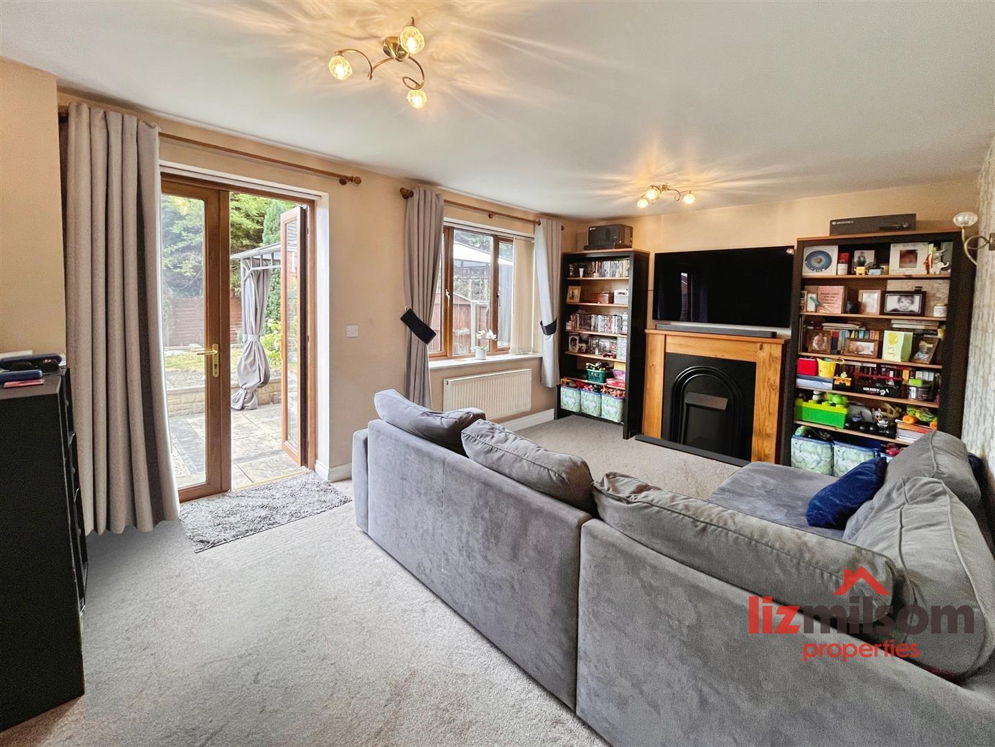 Oversetts Road, Newhall, Swadlincote Image 2