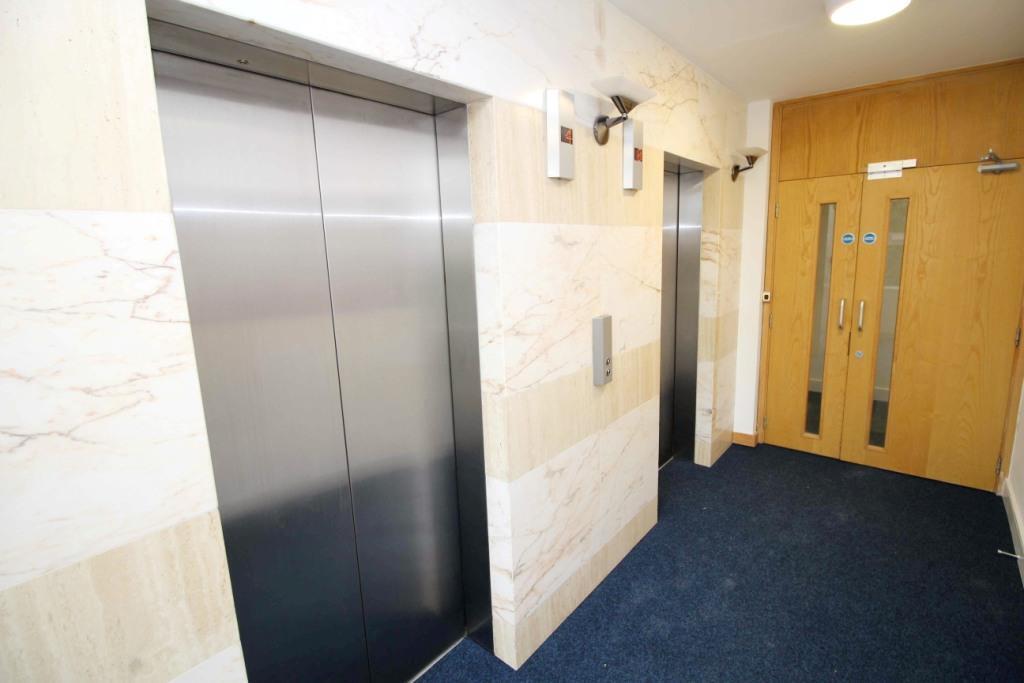 London Road, Lowfield Heath Image 8