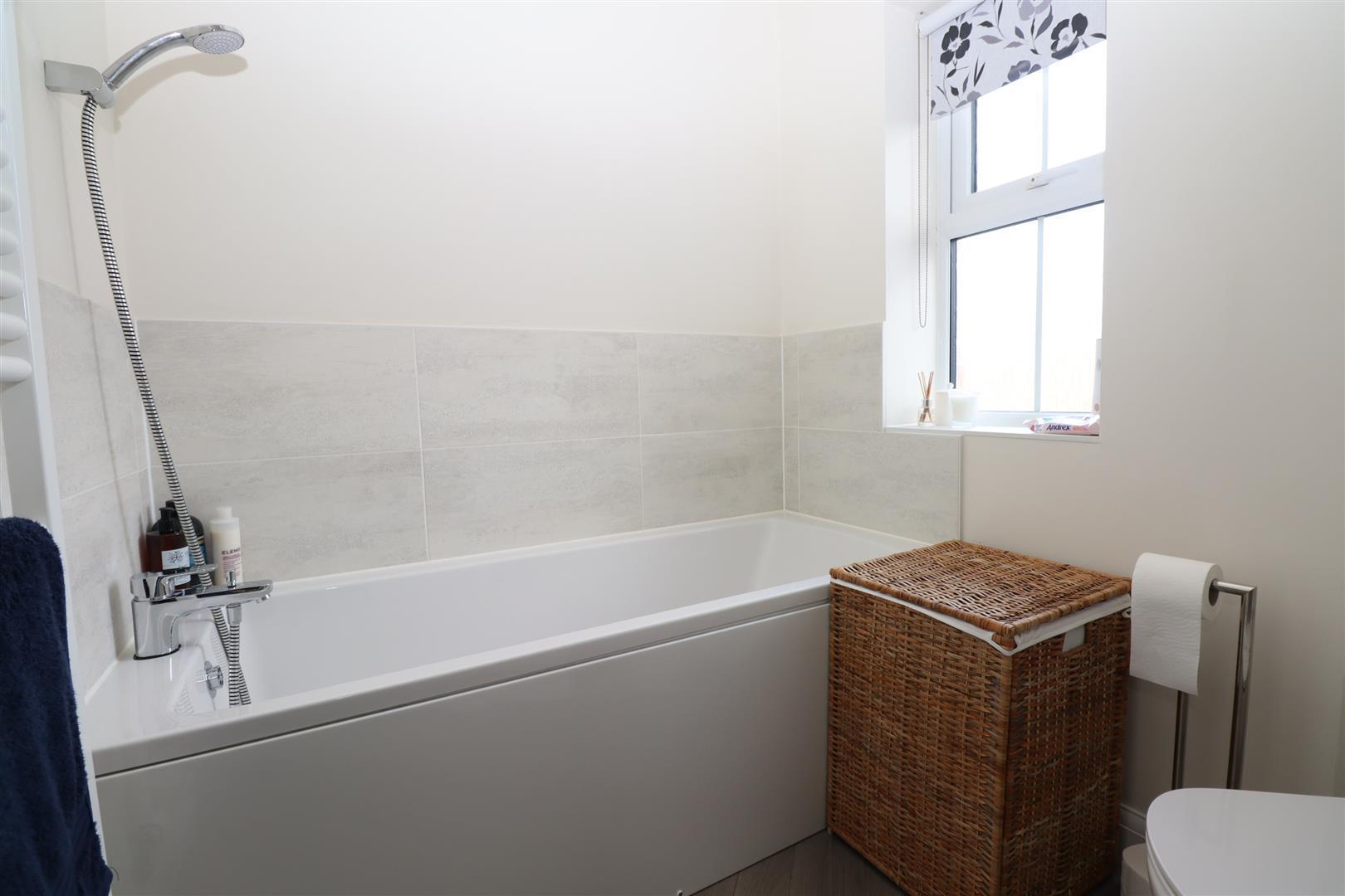 Fitz Hugh Crescent, Eagle Farm South, Milton Keynes Image 11