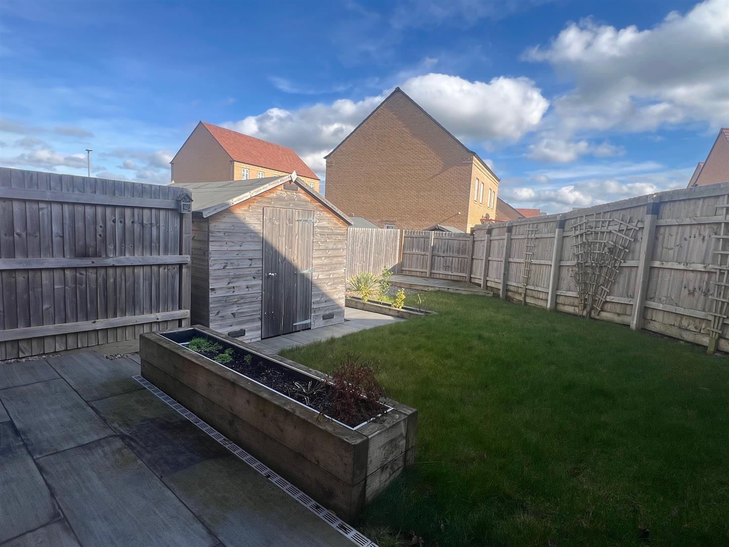 Fitz Hugh Crescent, Eagle Farm South, Milton Keynes Image 14