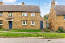 Wroxton Lane Horley OX15 photo 1