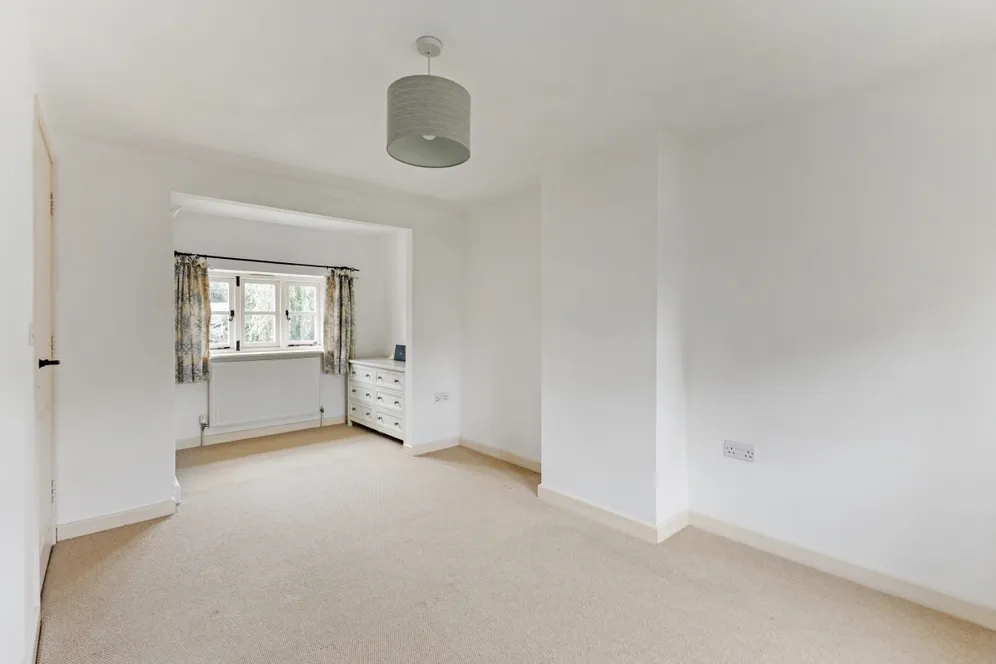 Wroxton Lane Horley OX15 photo 4