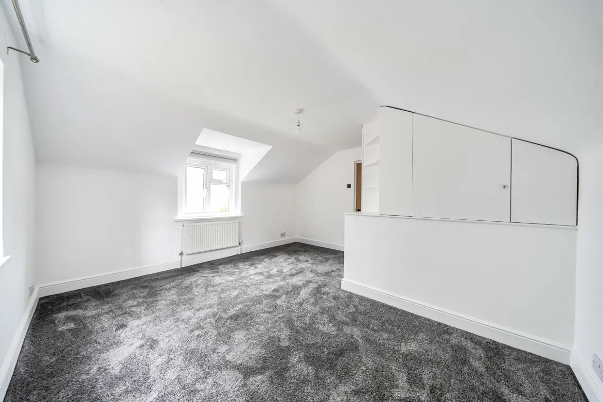 Harris Lane Radlett WD7 photo 10