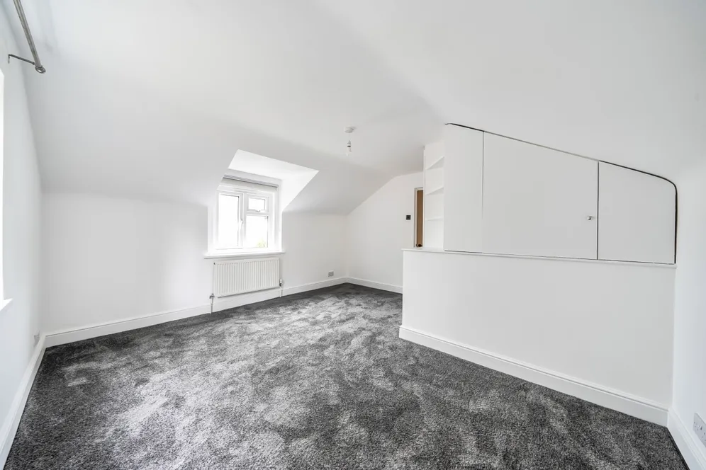 Harris Lane Radlett WD7 photo 10