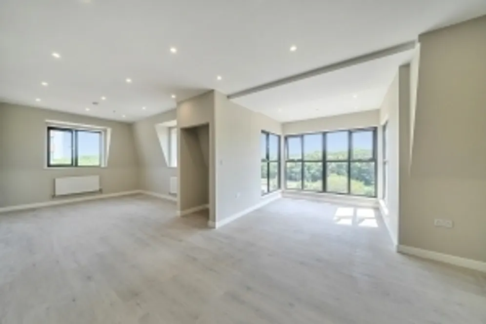 Stirling Way, Borehamwood, WD6 photo 5