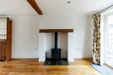 Wroxton Lane Horley OX15 photo 11