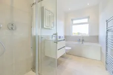 Hemington Avenue Barnet N11 photo 12