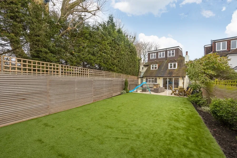 Parke Road London SW13 photo 27