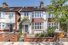 Marham Gardens Wandsworth Common SW18 photo 1