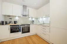 5 Skerne Road Kingston upon Thames KT2 photo 2