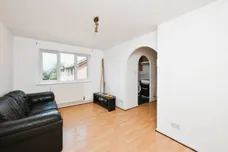 Parrotts Field, Hoddesdon